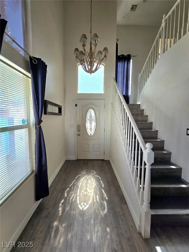 6632 Ives, Las Vegas, NV 89108