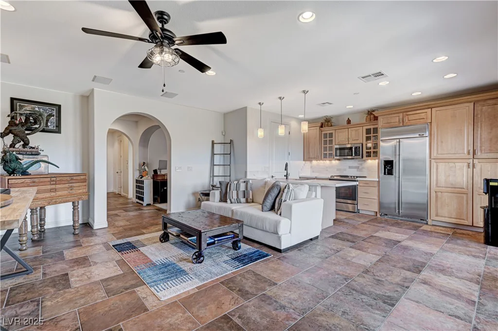 1150 Calcione, Henderson, NV 89011