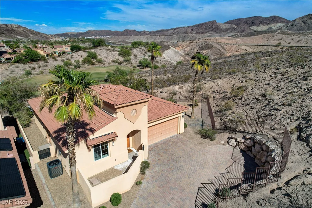 1150 Calcione, Henderson, NV 89011