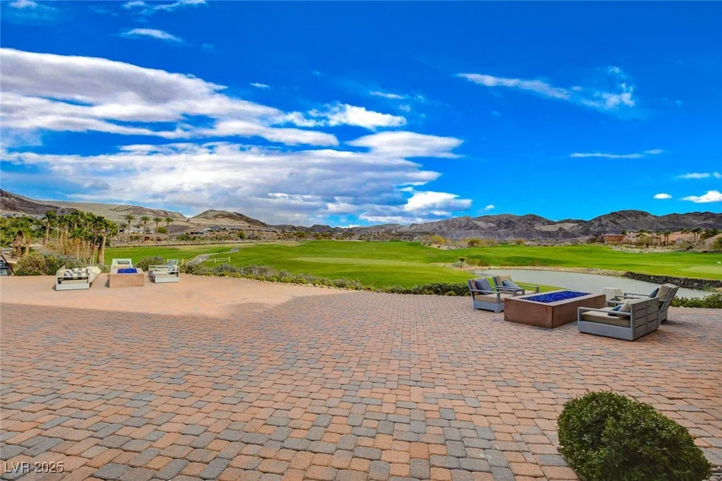 1150 Calcione, Henderson, NV 89011