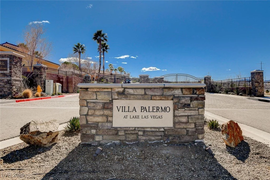 1150 Calcione, Henderson, NV 89011