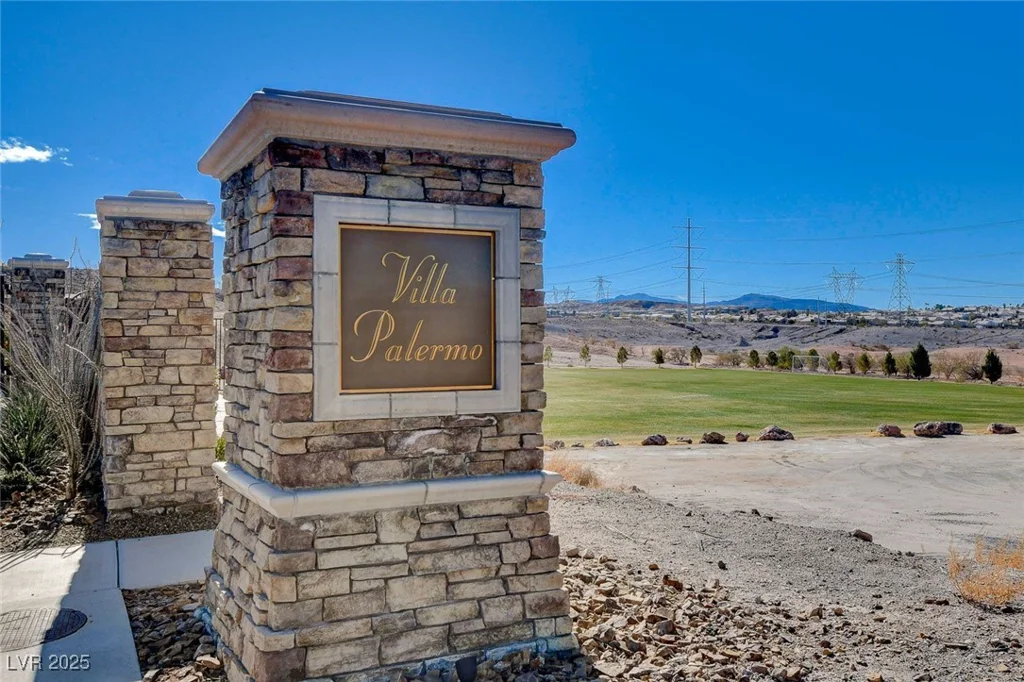 1150 Calcione, Henderson, NV 89011