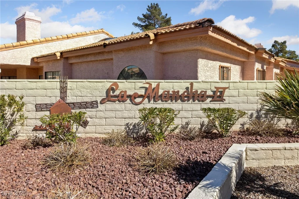 544 Cervantes, Henderson, NV 89014