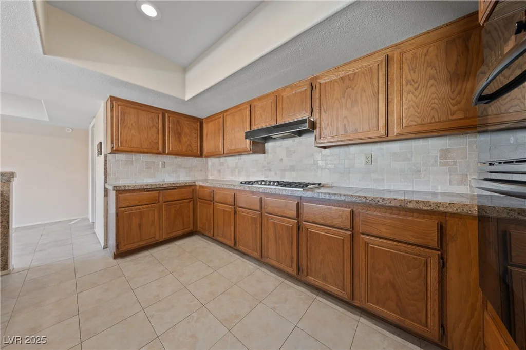 544 Cervantes, Henderson, NV 89014