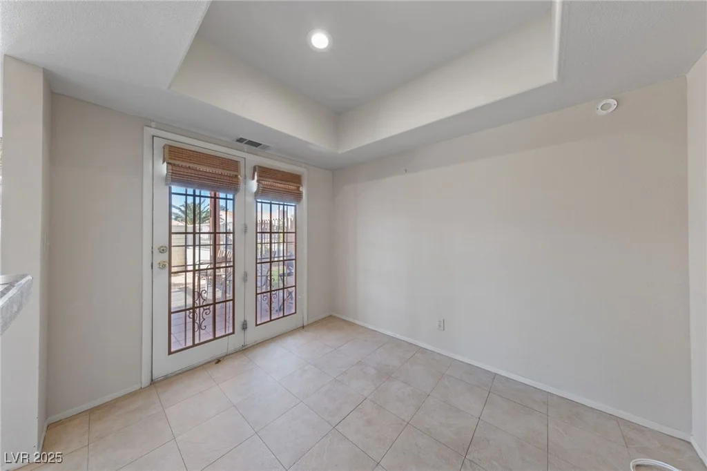 544 Cervantes, Henderson, NV 89014