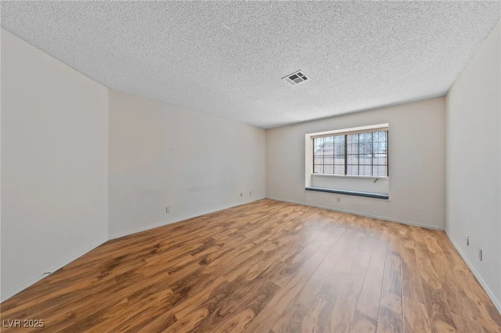 544 Cervantes, Henderson, NV 89014