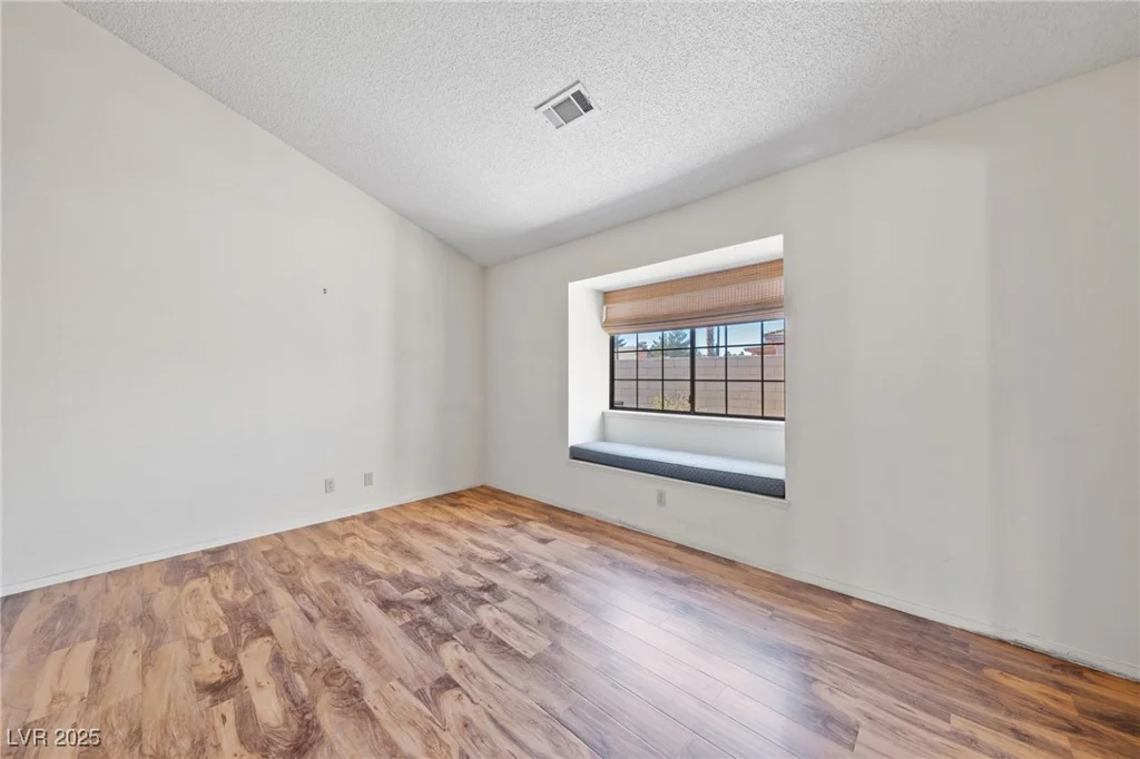 544 Cervantes, Henderson, NV 89014