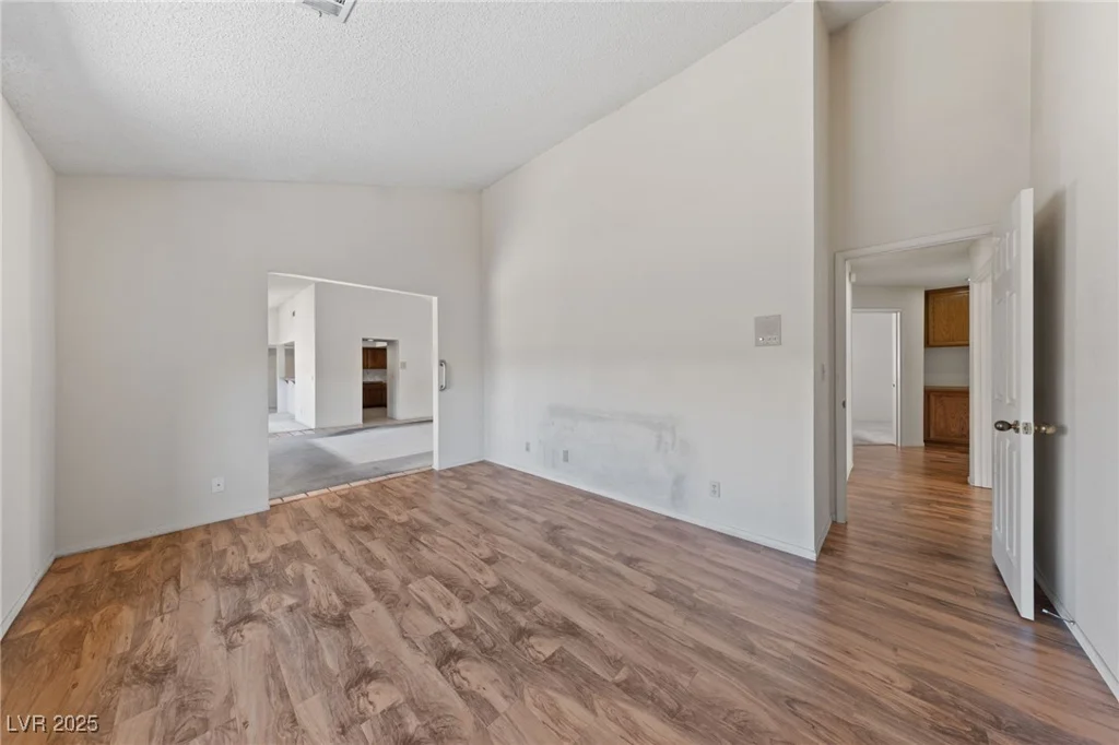 544 Cervantes, Henderson, NV 89014