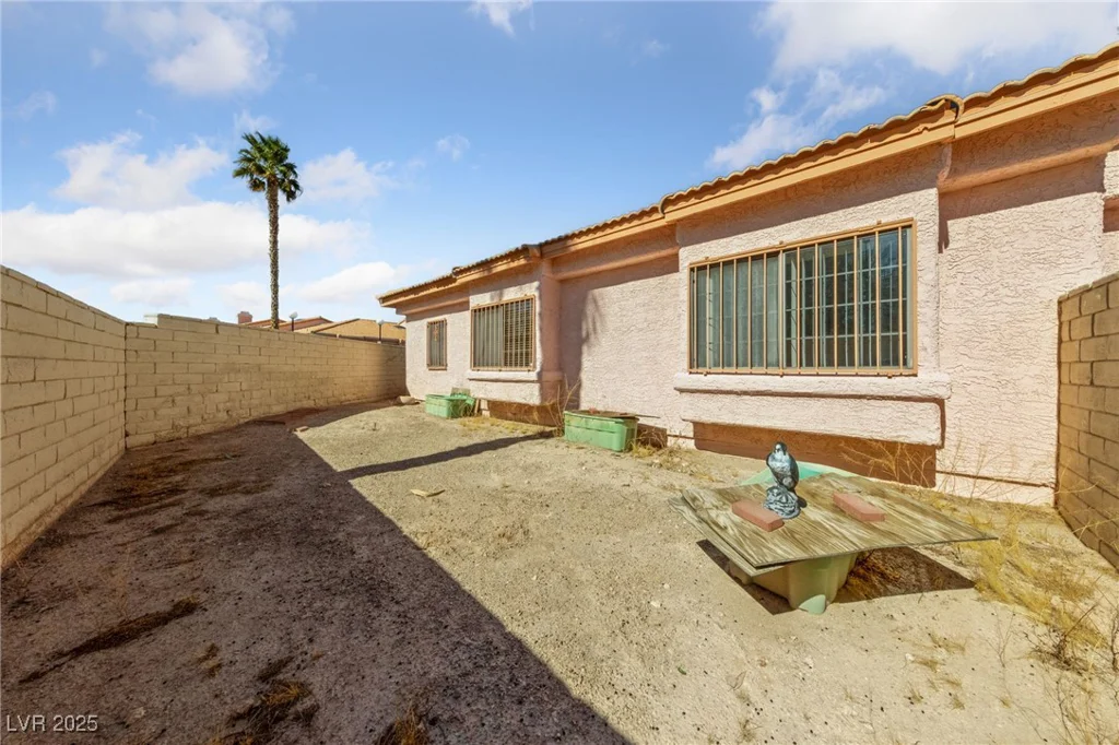 544 Cervantes, Henderson, NV 89014