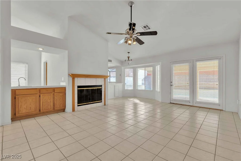 1709 Guthrie, Las Vegas, NV 89117