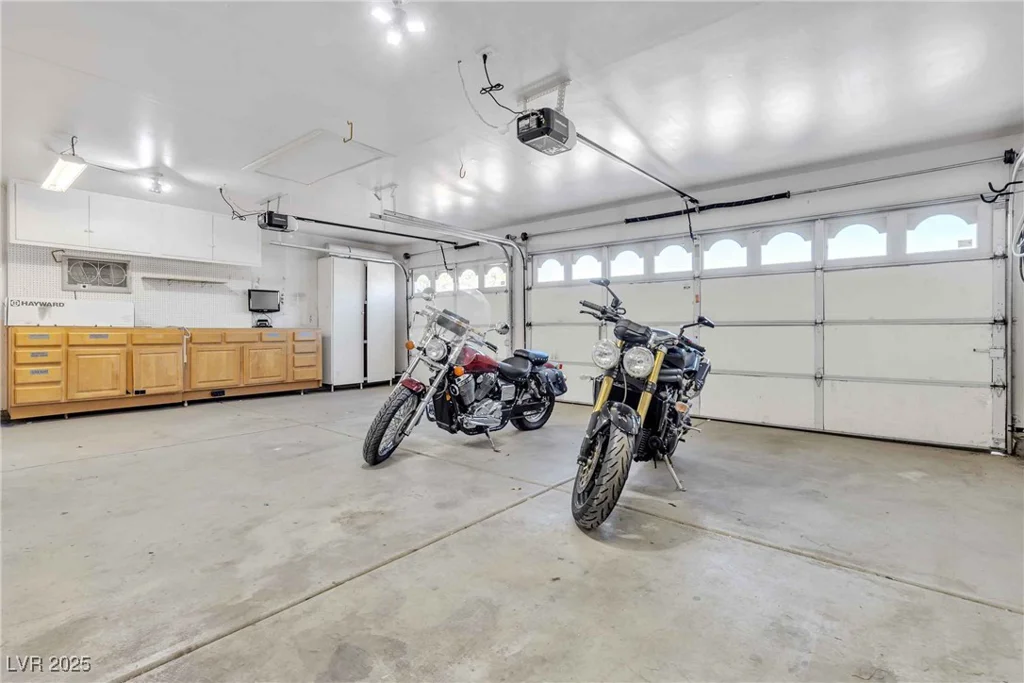 1709 Guthrie, Las Vegas, NV 89117