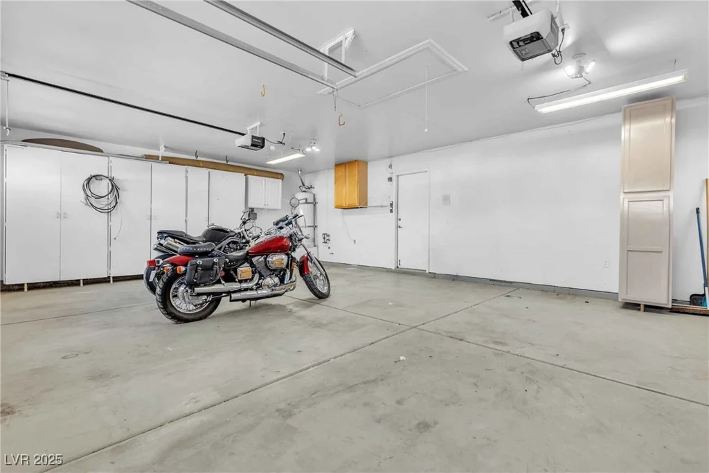 1709 Guthrie, Las Vegas, NV 89117