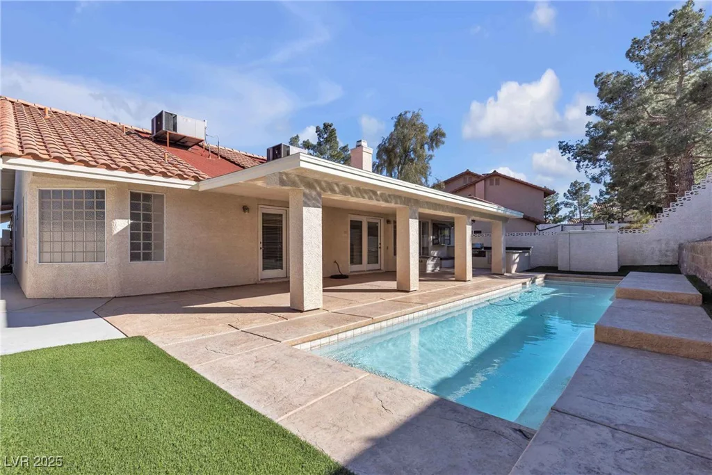 1709 Guthrie, Las Vegas, NV 89117