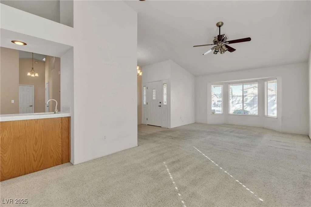1709 Guthrie, Las Vegas, NV 89117
