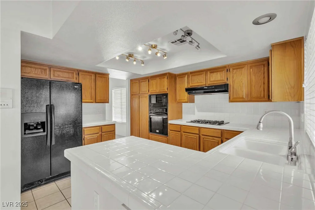 1709 Guthrie, Las Vegas, NV 89117