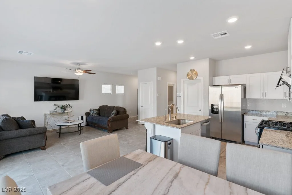 7462 Dragonfruit, Las Vegas, NV 89113