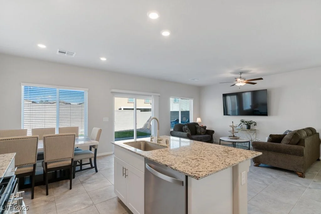 7462 Dragonfruit, Las Vegas, NV 89113