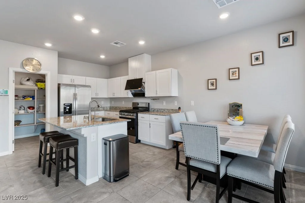 7462 Dragonfruit, Las Vegas, NV 89113