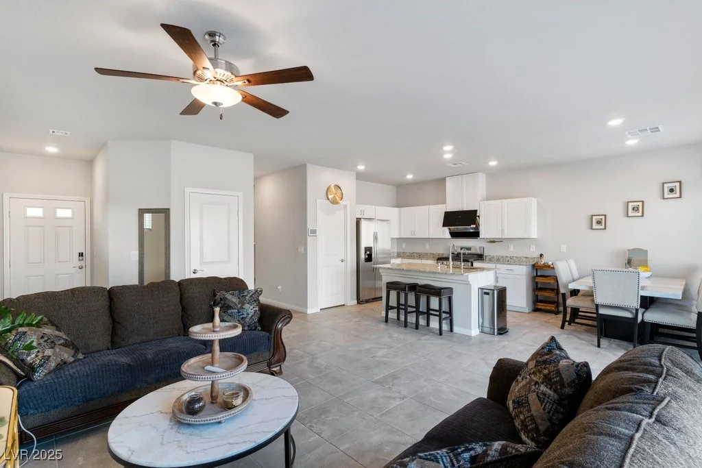 7462 Dragonfruit, Las Vegas, NV 89113