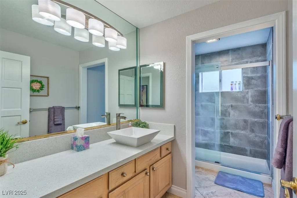 5990 McLeod, Las Vegas, NV 89120