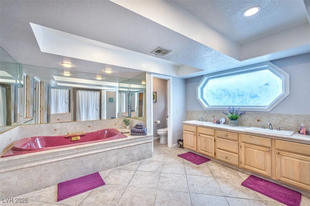 5990 McLeod, Las Vegas, NV 89120