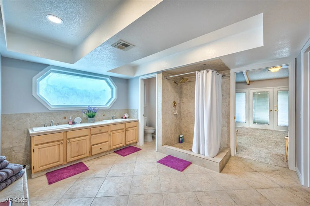 5990 McLeod, Las Vegas, NV 89120