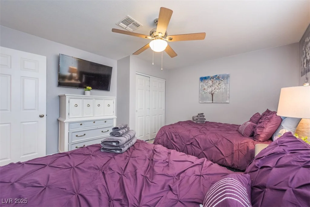 5990 McLeod, Las Vegas, NV 89120