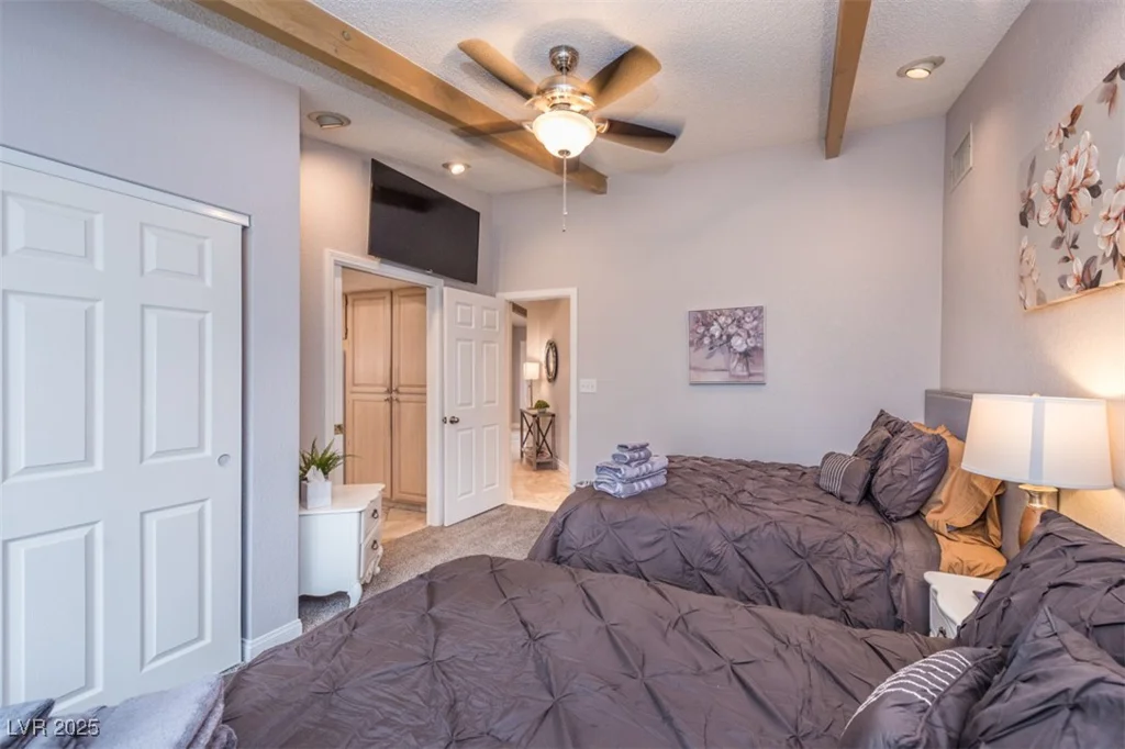 5990 McLeod, Las Vegas, NV 89120
