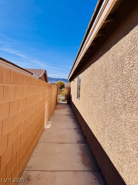 4562 White Cap Mill, Las Vegas, NV 89147
