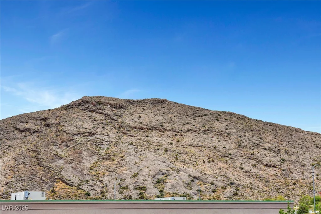 3360 Cactus Shadow, Las Vegas, NV 89129