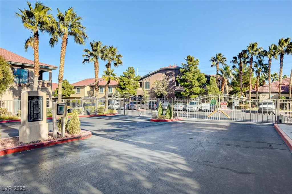 3360 Cactus Shadow, Las Vegas, NV 89129