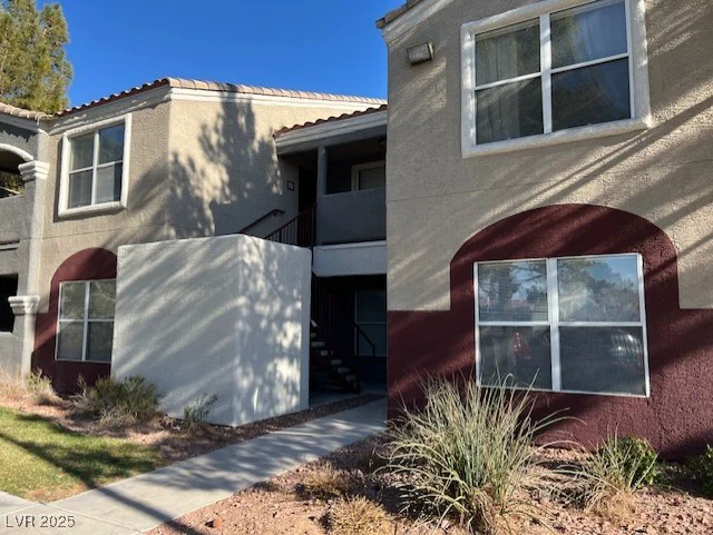 5055 Hacienda, Las Vegas, NV 89118