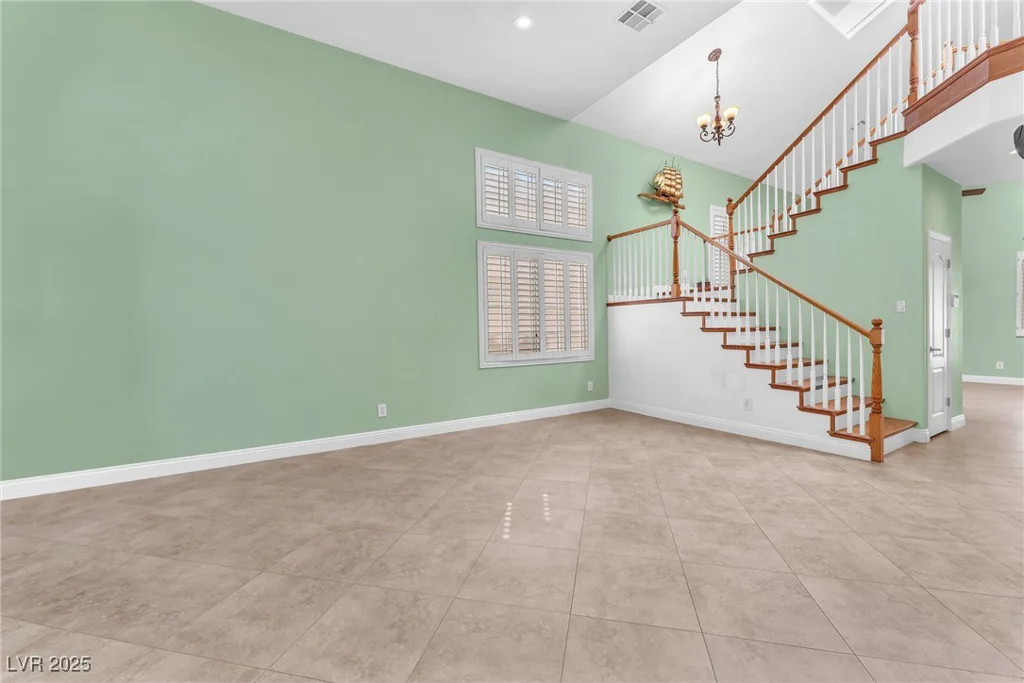 8629 Estrelita, Las Vegas, NV 89128