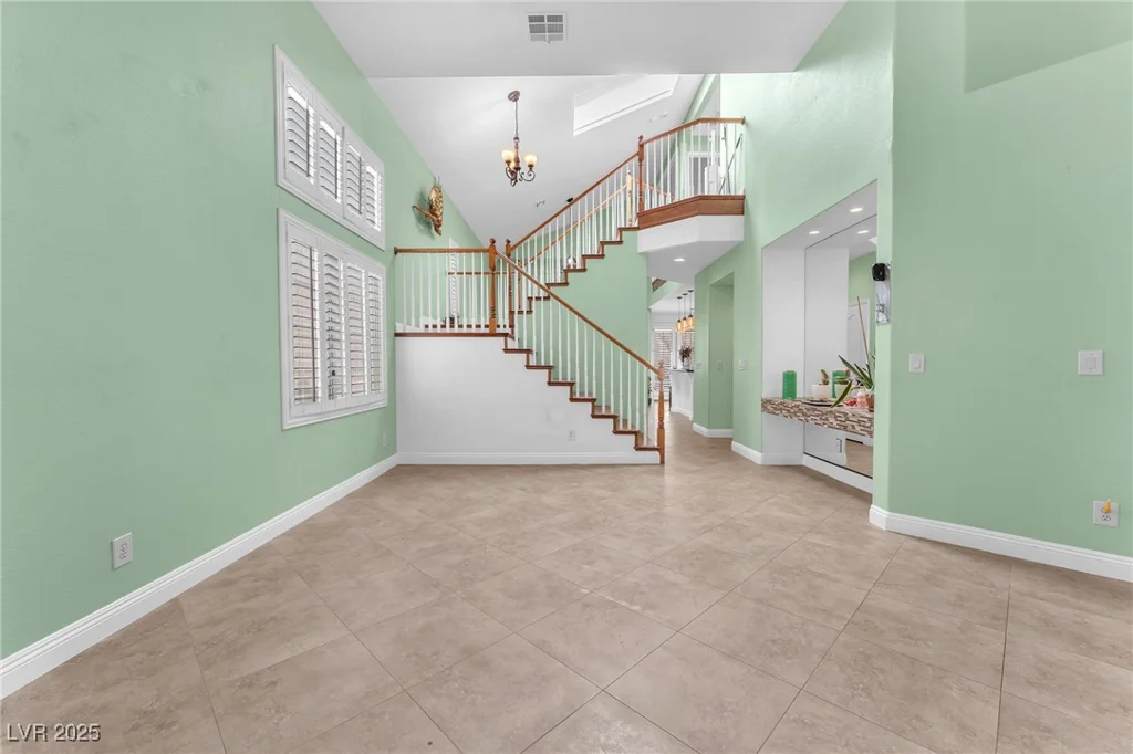 8629 Estrelita, Las Vegas, NV 89128