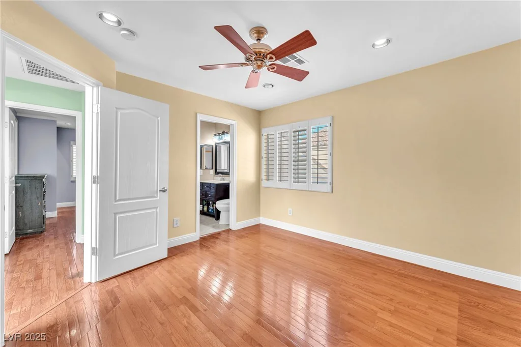 8629 Estrelita, Las Vegas, NV 89128