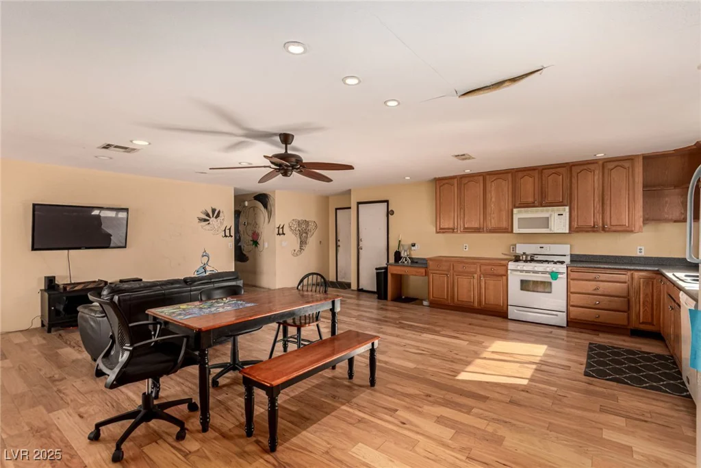 2712 Rialto, Las Vegas, NV 89108