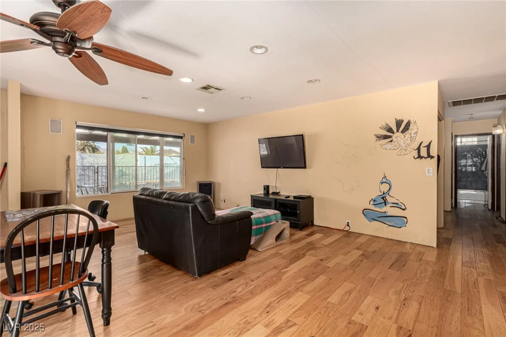 2712 Rialto, Las Vegas, NV 89108