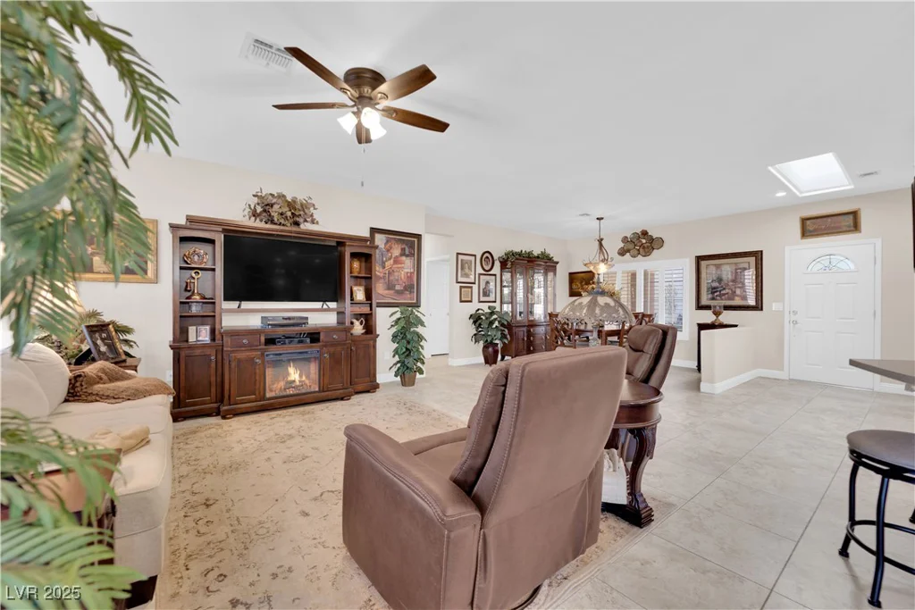 2244 Garden City, Henderson, NV 89052