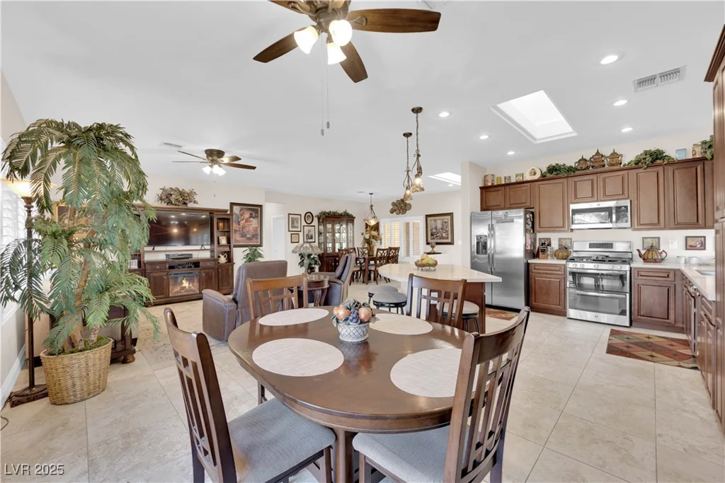 2244 Garden City, Henderson, NV 89052