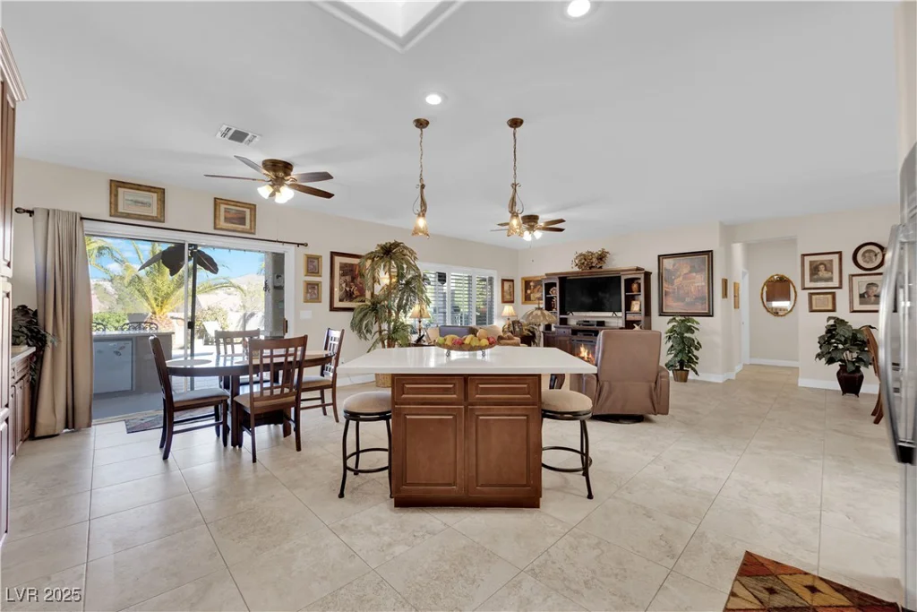 2244 Garden City, Henderson, NV 89052