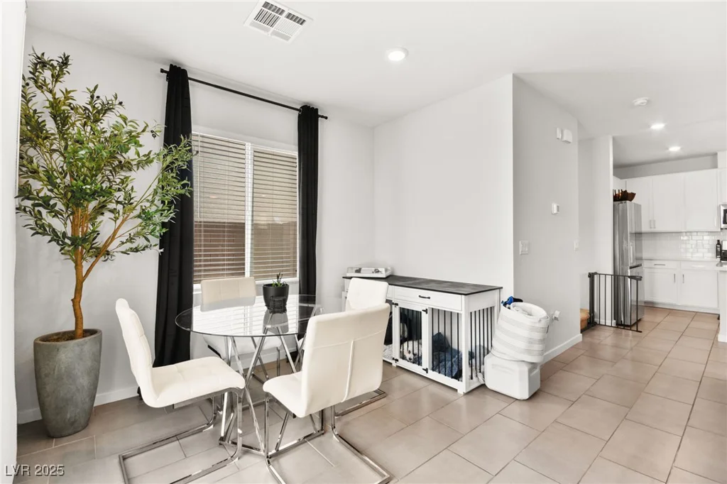 2724 High Echelon, North Las Vegas, NV 89086