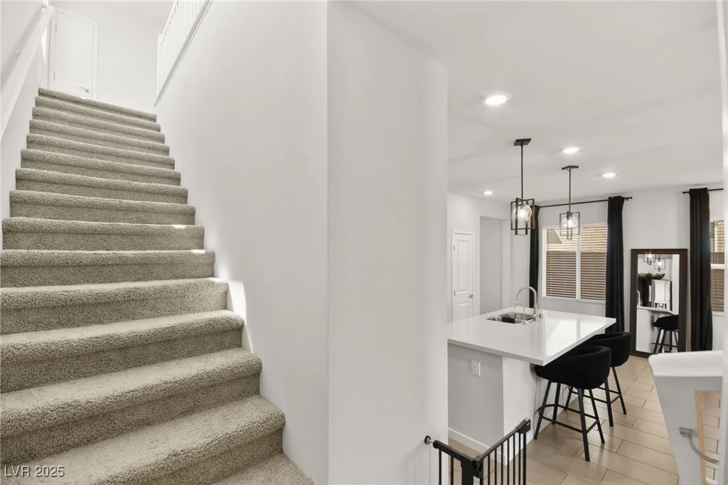 2724 High Echelon, North Las Vegas, NV 89086