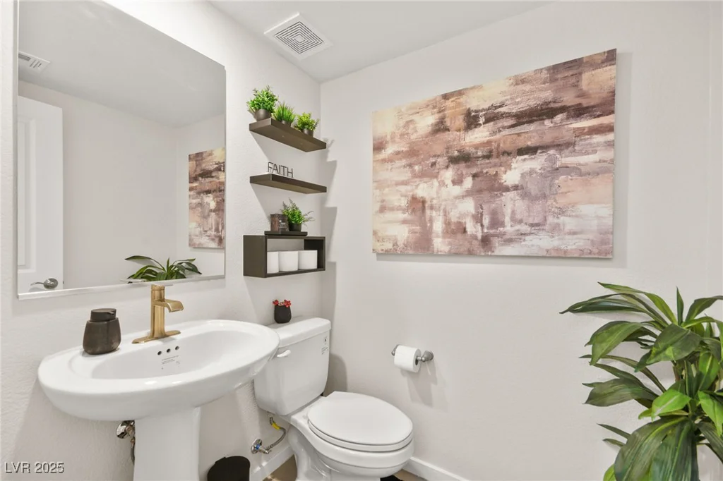 2724 High Echelon, North Las Vegas, NV 89086