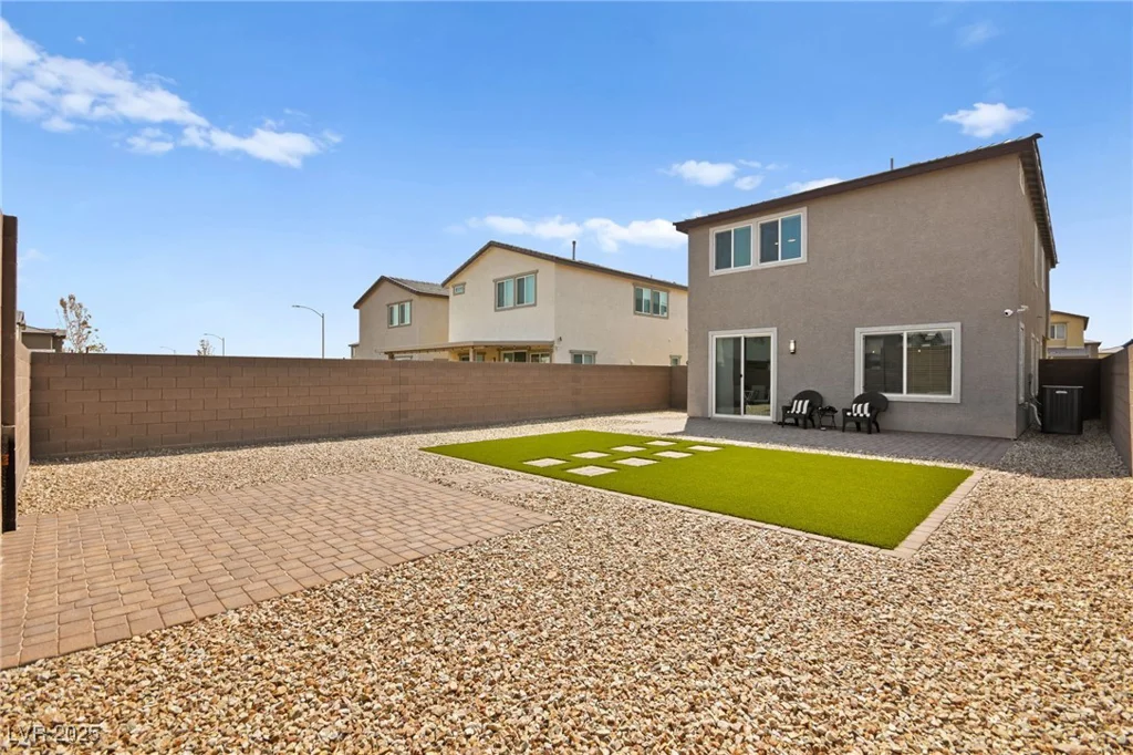 2724 High Echelon, North Las Vegas, NV 89086
