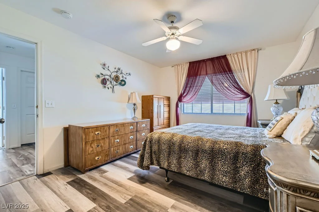 7632 Amato, Las Vegas, NV 89128