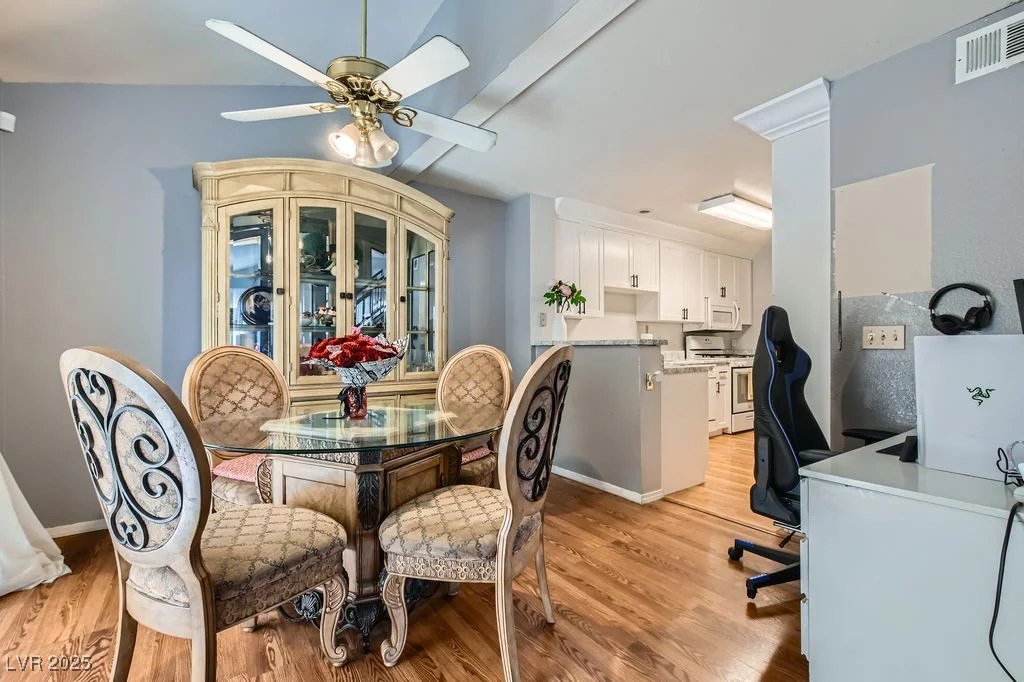 7632 Amato, Las Vegas, NV 89128