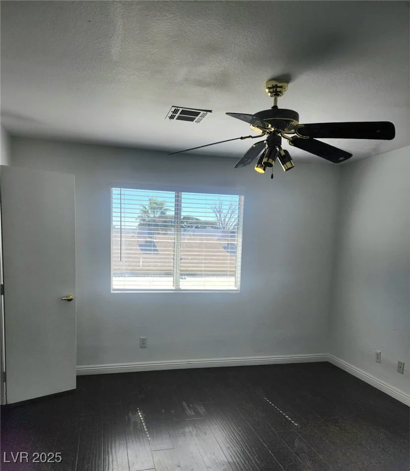 3850 Soda Springs, Las Vegas, NV 89115