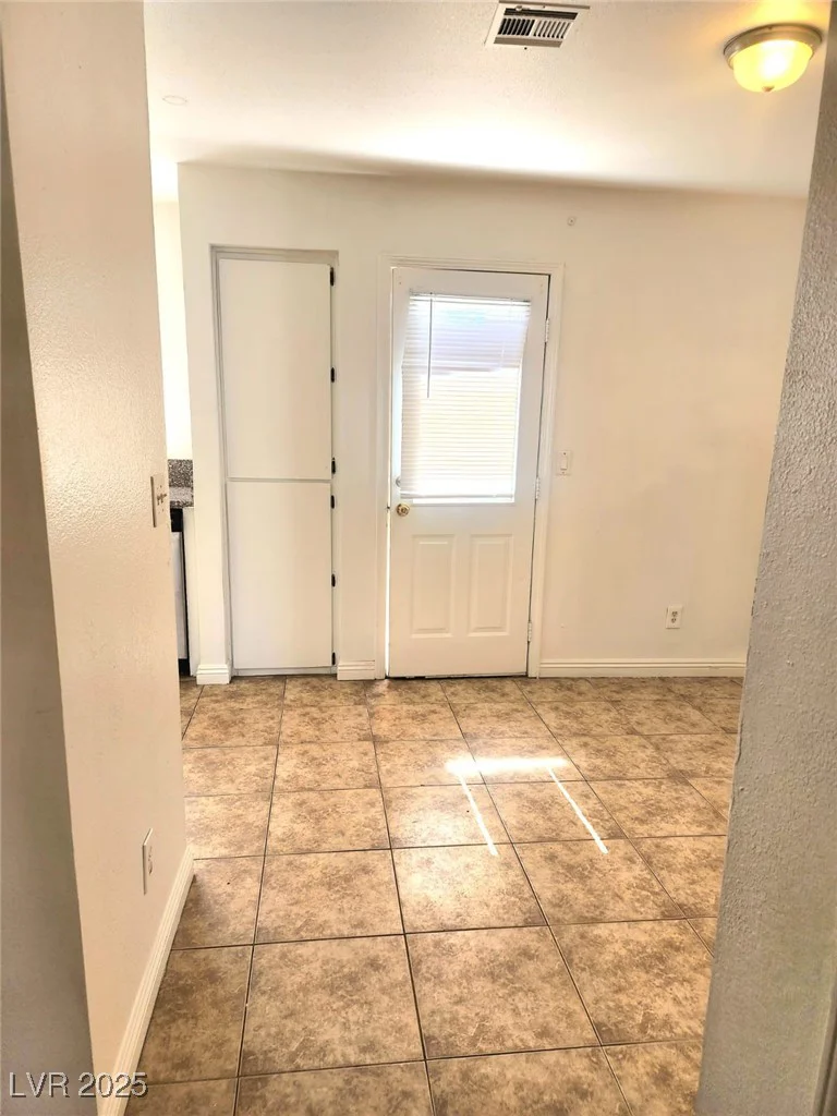 3850 Soda Springs, Las Vegas, NV 89115
