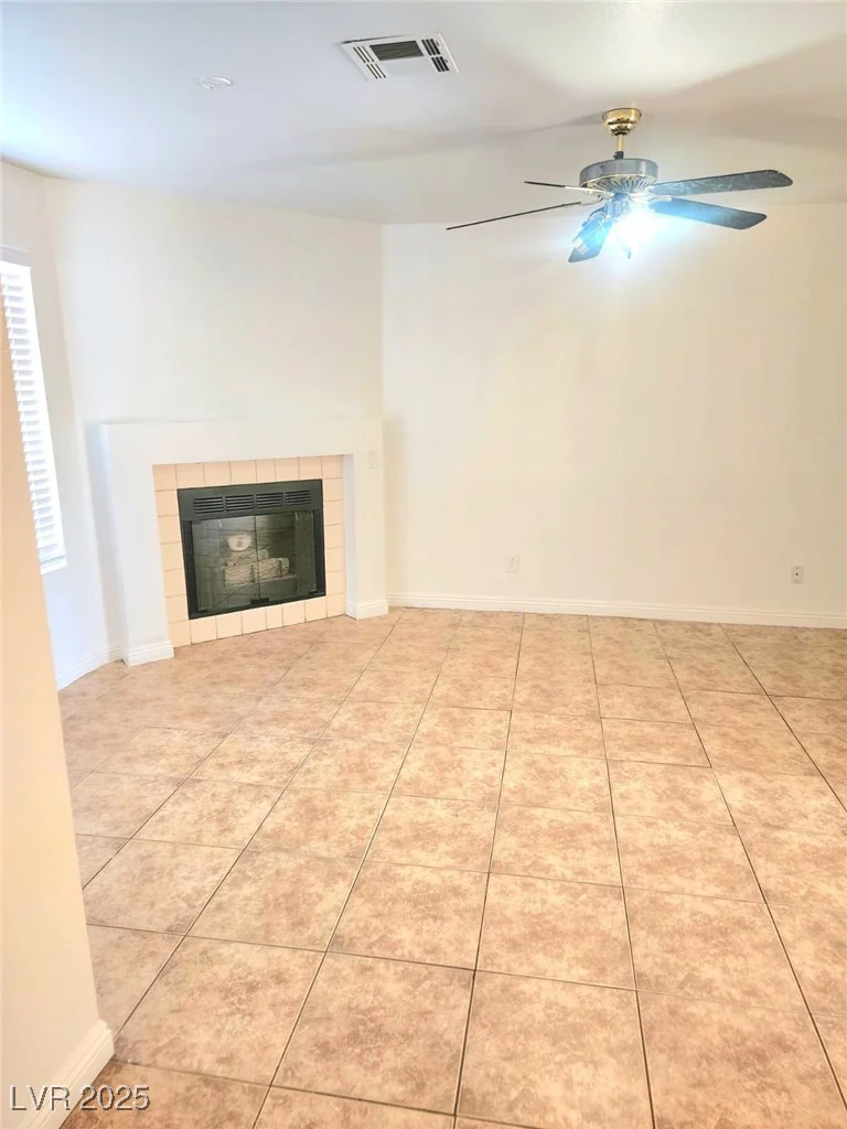 3850 Soda Springs, Las Vegas, NV 89115