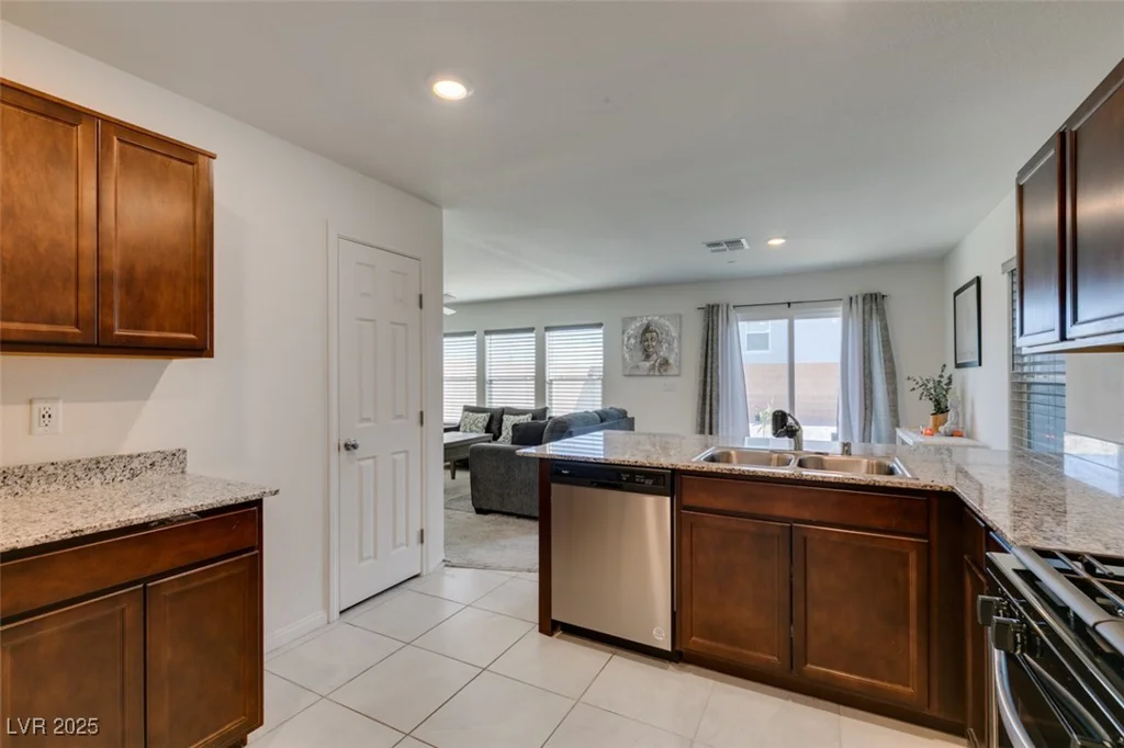 5382 El Nevero, Las Vegas, NV 89166